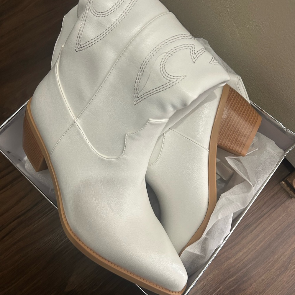 White Cowgirl Boots